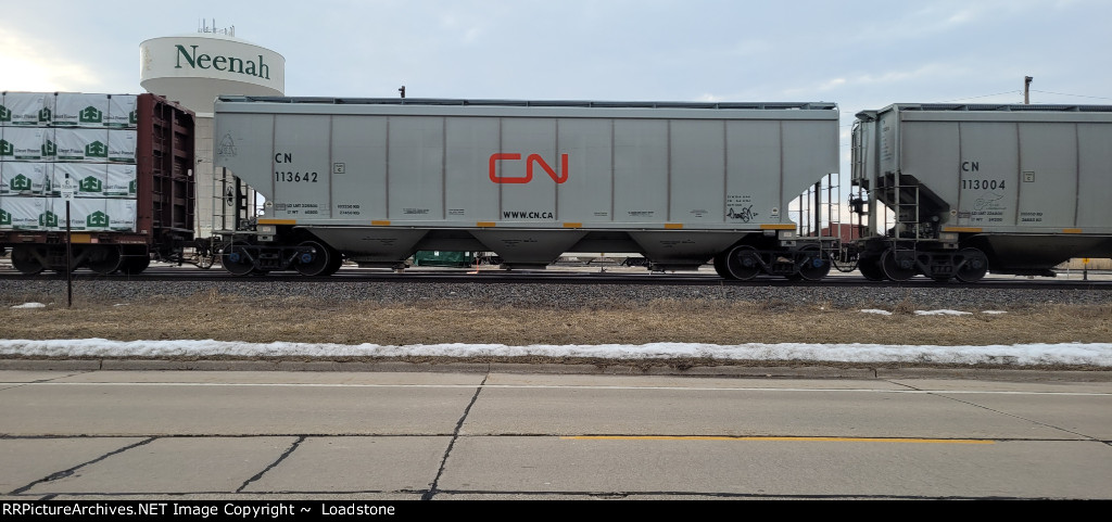 CN 113642